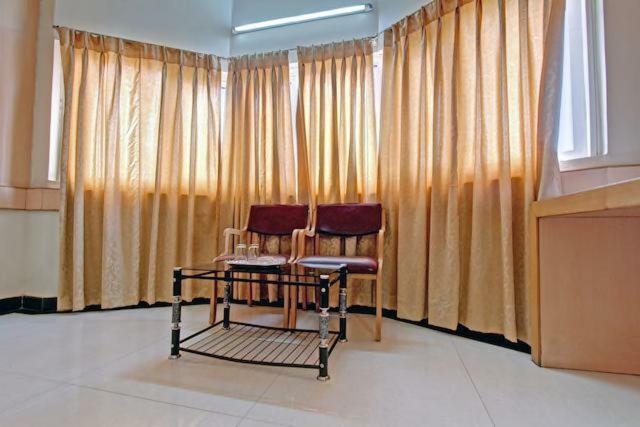 Bharati Lodge Hubli Kültér fotó