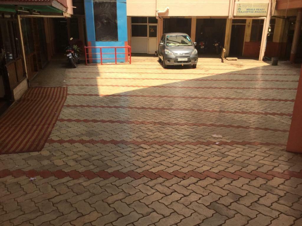 Bharati Lodge Hubli Kültér fotó